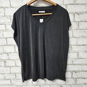 Edgely Maurices Women's Black Tee Cap Sleeves Boxy  Size L NWT